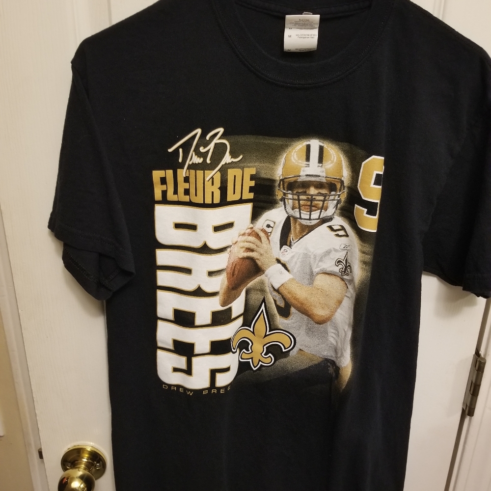 Mens Drew Brees NO Saints "Fleur De Brees" Size Medium Gildan T-Shirt